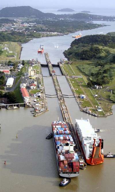 Historia de la Construcción del Canal de Panamá y sus Características