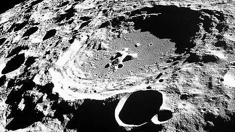 Cráter Lunar