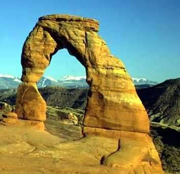 arco de roca erosionado