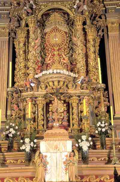 arte jesuitico, retablo de un altar