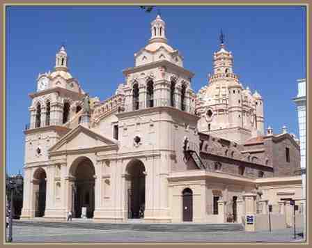Catedral de Córdoba, arquitectuta de los jesuitas