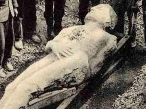 El Gigante de Cardiff: Historia de Estafadores y Fraudes