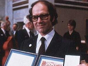 Dos Argentinos Premios Nobel de la Paz