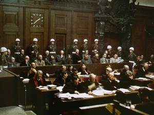 Crímenes de Guerra y Juicios a NAZIS en Nuremberg