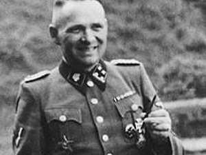 Rudolf Hoss: Responsable Del Uso Gas Zyklon B en Cámaras de Gas